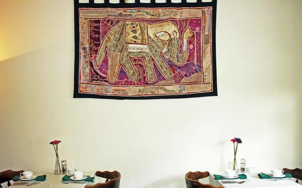 מלון אמבלסייד Claremont House מראה חיצוני תמונה